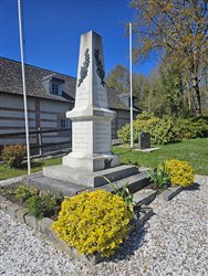 Le Monument aux Morts - Ry